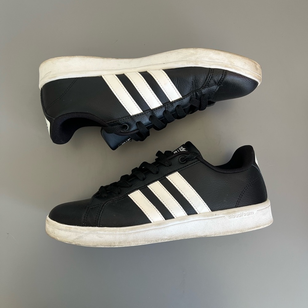 Adidas Neo Mens Leather Sneakers HWA1Y3001 Size 9 Cloudfoam Black White Footbed